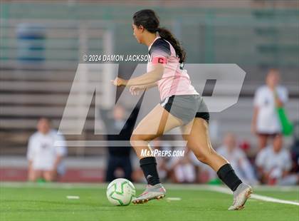 Thumbnail 2 in Pahrump Valley vs Virgin Valley (NIAA 3A Southern Region Quarterfinal) photogallery.