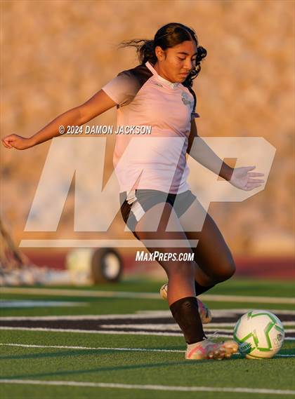 Thumbnail 2 in Pahrump Valley vs Virgin Valley (NIAA 3A Southern Region Quarterfinal) photogallery.