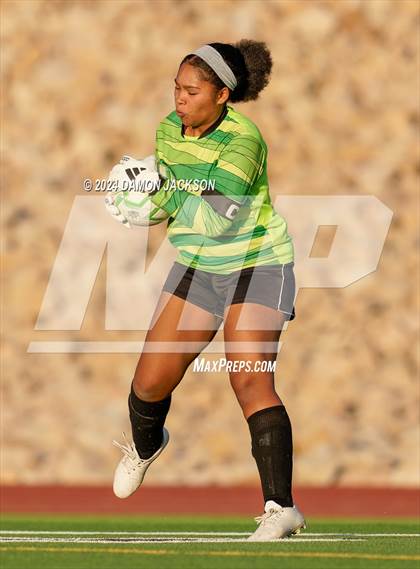 Thumbnail 2 in Pahrump Valley vs Virgin Valley (NIAA 3A Southern Region Quarterfinal) photogallery.