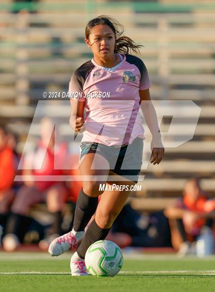 Thumbnail 3 in Pahrump Valley vs Virgin Valley (NIAA 3A Southern Region Quarterfinal) photogallery.
