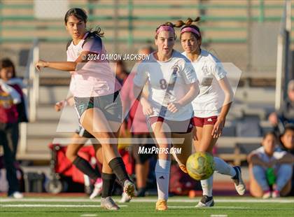 Thumbnail 2 in Pahrump Valley vs Virgin Valley (NIAA 3A Southern Region Quarterfinal) photogallery.