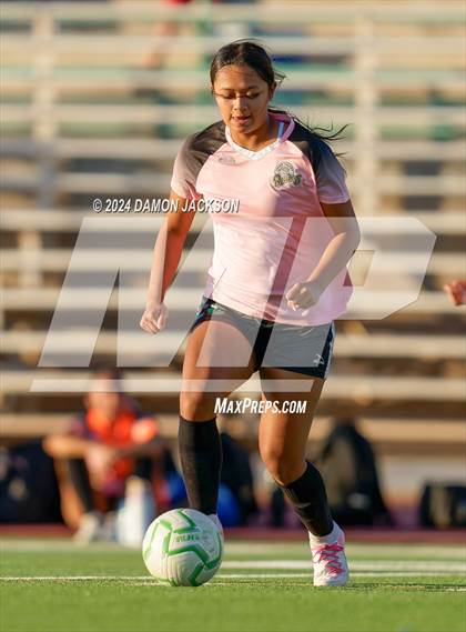 Thumbnail 1 in Pahrump Valley vs Virgin Valley (NIAA 3A Southern Region Quarterfinal) photogallery.