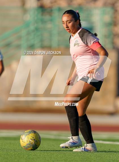 Thumbnail 3 in Pahrump Valley vs Virgin Valley (NIAA 3A Southern Region Quarterfinal) photogallery.