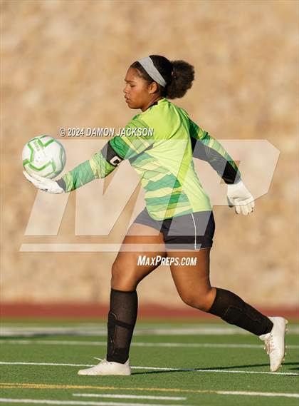 Thumbnail 2 in Pahrump Valley vs Virgin Valley (NIAA 3A Southern Region Quarterfinal) photogallery.