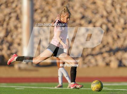 Thumbnail 3 in Pahrump Valley vs Virgin Valley (NIAA 3A Southern Region Quarterfinal) photogallery.