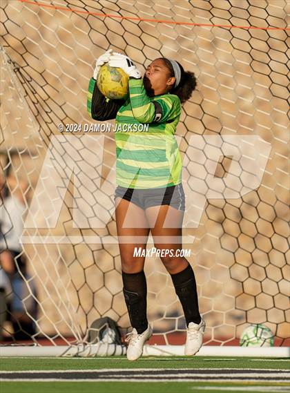 Thumbnail 2 in Pahrump Valley vs Virgin Valley (NIAA 3A Southern Region Quarterfinal) photogallery.