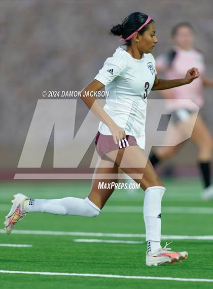 Thumbnail 3 in Pahrump Valley vs Virgin Valley (NIAA 3A Southern Region Quarterfinal) photogallery.