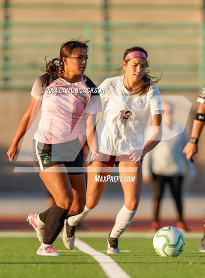 Thumbnail 1 in Pahrump Valley vs Virgin Valley (NIAA 3A Southern Region Quarterfinal) photogallery.