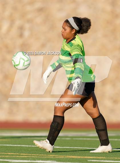 Thumbnail 3 in Pahrump Valley vs Virgin Valley (NIAA 3A Southern Region Quarterfinal) photogallery.