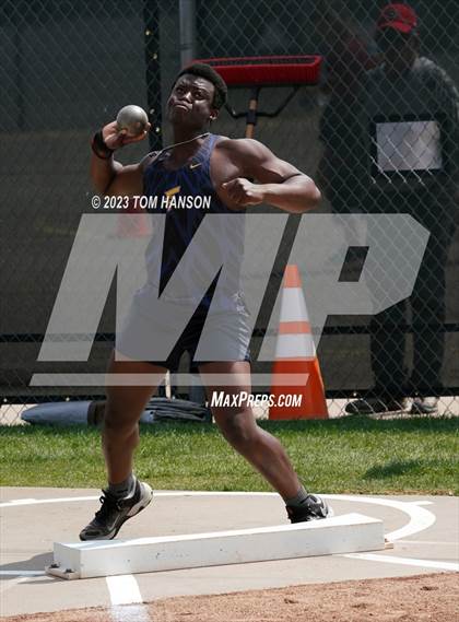 Thumbnail 2 in CHSAA 4A Finals (Shot Put) photogallery.