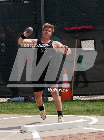 Thumbnail 2 in CHSAA 4A Finals (Shot Put) photogallery.