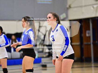 Thumbnail 2 in Jefferson vs Sheridan photogallery.