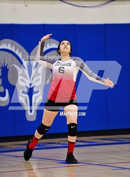 Thumbnail 1 in Jefferson vs Sheridan photogallery.