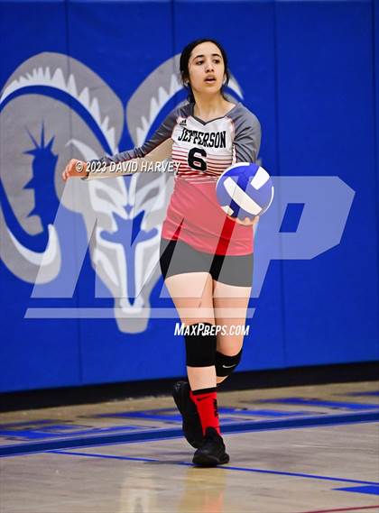 Thumbnail 2 in Jefferson vs Sheridan photogallery.