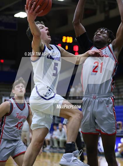 Thumbnail 1 in Center Grove @ Columbus North photogallery.