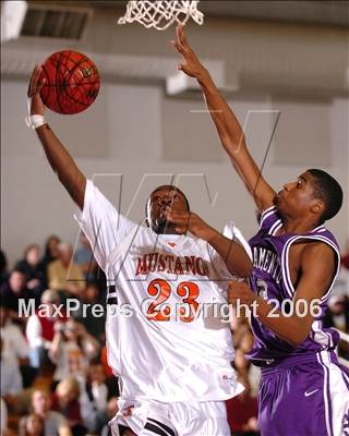 Thumbnail 1 in Sacramento vs. Foothill (Section Playoffs) photogallery.