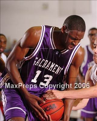 Thumbnail 3 in Sacramento vs. Foothill (Section Playoffs) photogallery.