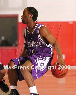 Thumbnail 1 in Sacramento vs. Foothill (Section Playoffs) photogallery.