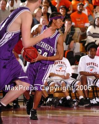 Thumbnail 2 in Sacramento vs. Foothill (Section Playoffs) photogallery.