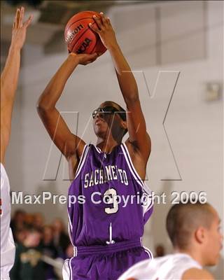 Thumbnail 2 in Sacramento vs. Foothill (Section Playoffs) photogallery.
