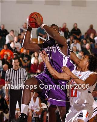 Thumbnail 1 in Sacramento vs. Foothill (Section Playoffs) photogallery.