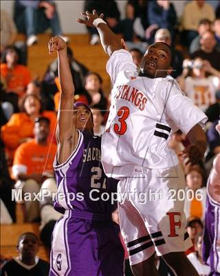 Thumbnail 2 in Sacramento vs. Foothill (Section Playoffs) photogallery.