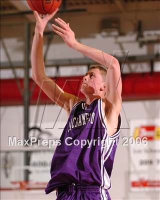 Thumbnail 2 in Sacramento vs. Foothill (Section Playoffs) photogallery.