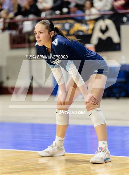 Thumbnail 1 in Pine Creek vs. Valor Christian (CHSAA 5A Semifinal) photogallery.