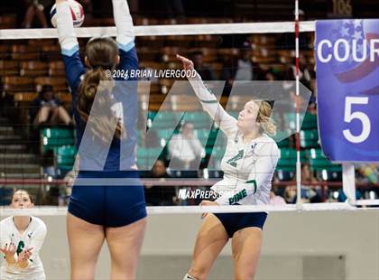 Thumbnail 2 in Pine Creek vs. Valor Christian (CHSAA 5A Semifinal) photogallery.