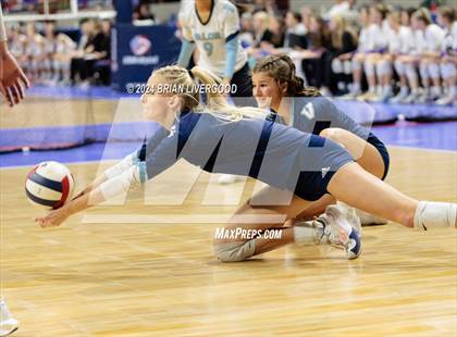 Thumbnail 2 in Pine Creek vs. Valor Christian (CHSAA 5A Semifinal) photogallery.