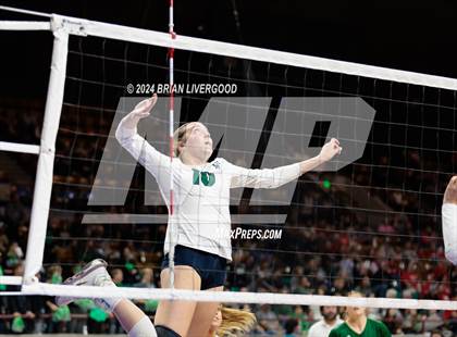 Thumbnail 2 in Pine Creek vs. Valor Christian (CHSAA 5A Semifinal) photogallery.