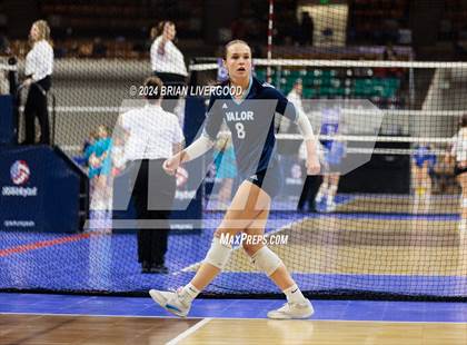 Thumbnail 3 in Pine Creek vs. Valor Christian (CHSAA 5A Semifinal) photogallery.