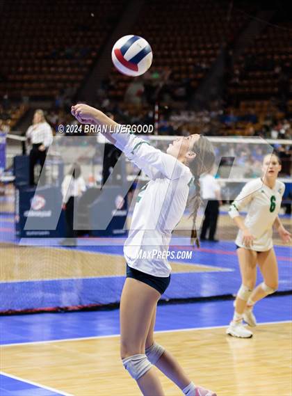 Thumbnail 3 in Pine Creek vs. Valor Christian (CHSAA 5A Semifinal) photogallery.