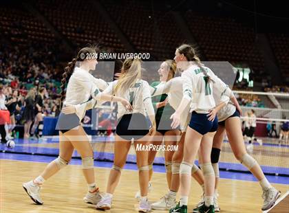 Thumbnail 2 in Pine Creek vs. Valor Christian (CHSAA 5A Semifinal) photogallery.