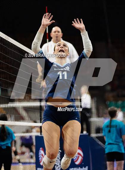 Thumbnail 2 in Pine Creek vs. Valor Christian (CHSAA 5A Semifinal) photogallery.