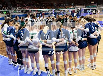Thumbnail 1 in Pine Creek vs. Valor Christian (CHSAA 5A Semifinal) photogallery.