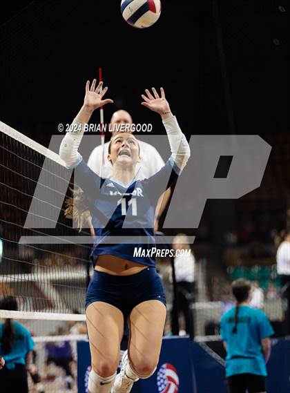 Thumbnail 3 in Pine Creek vs. Valor Christian (CHSAA 5A Semifinal) photogallery.