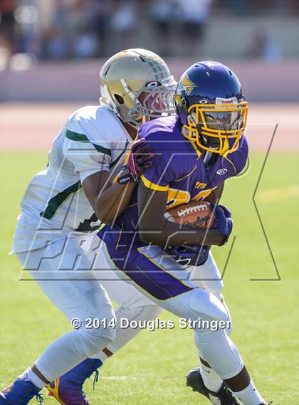 Thumbnail 1 in Moreau Catholic @ Kennedy photogallery.
