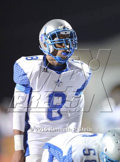 Thumbnail 1 in Lutcher vs. West Feliciana (LHSAA Class 3A Semifinal) photogallery.