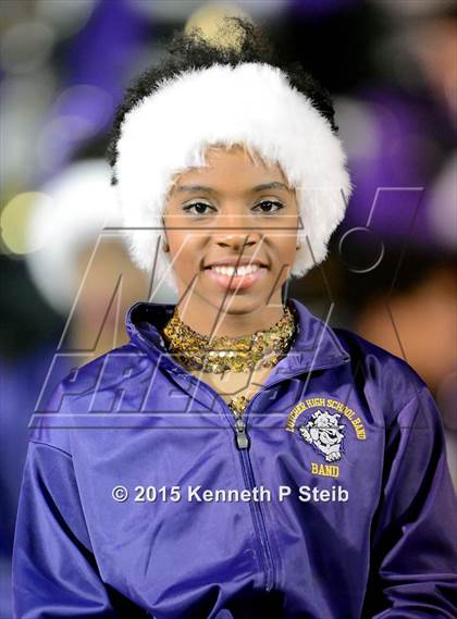 Thumbnail 3 in Lutcher vs. West Feliciana (LHSAA Class 3A Semifinal) photogallery.