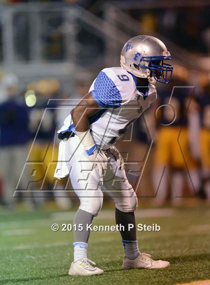 Thumbnail 2 in Lutcher vs. West Feliciana (LHSAA Class 3A Semifinal) photogallery.