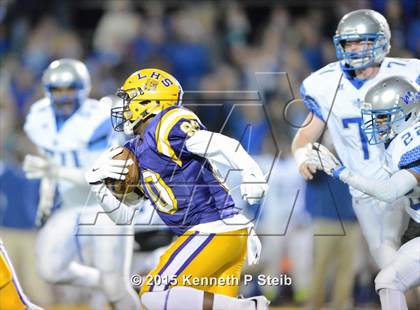 Thumbnail 2 in Lutcher vs. West Feliciana (LHSAA Class 3A Semifinal) photogallery.