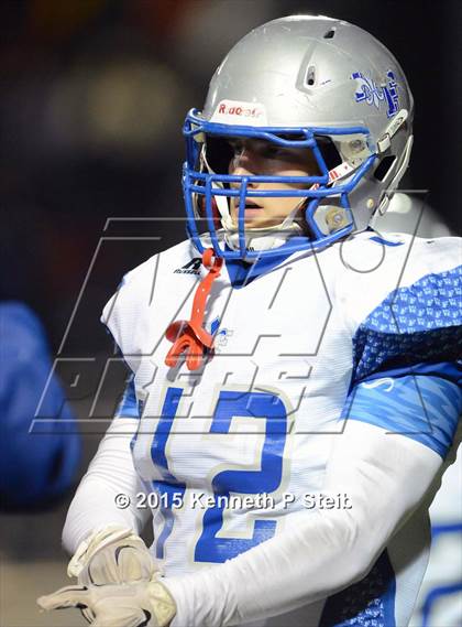 Thumbnail 3 in Lutcher vs. West Feliciana (LHSAA Class 3A Semifinal) photogallery.