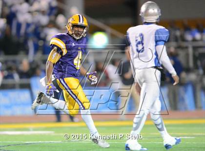 Thumbnail 1 in Lutcher vs. West Feliciana (LHSAA Class 3A Semifinal) photogallery.