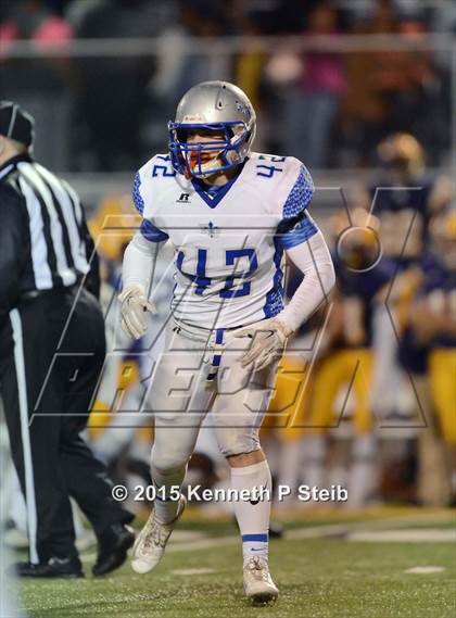 Thumbnail 2 in Lutcher vs. West Feliciana (LHSAA Class 3A Semifinal) photogallery.