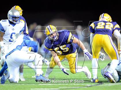 Thumbnail 1 in Lutcher vs. West Feliciana (LHSAA Class 3A Semifinal) photogallery.