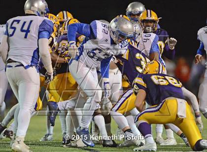 Thumbnail 3 in Lutcher vs. West Feliciana (LHSAA Class 3A Semifinal) photogallery.