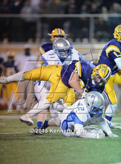 Thumbnail 3 in Lutcher vs. West Feliciana (LHSAA Class 3A Semifinal) photogallery.