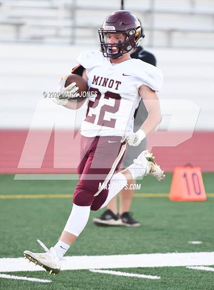 Thumbnail 3 in Minot @ Mandan photogallery.