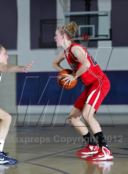 Thumbnail 2 in Fairview vs. Saugus photogallery.
